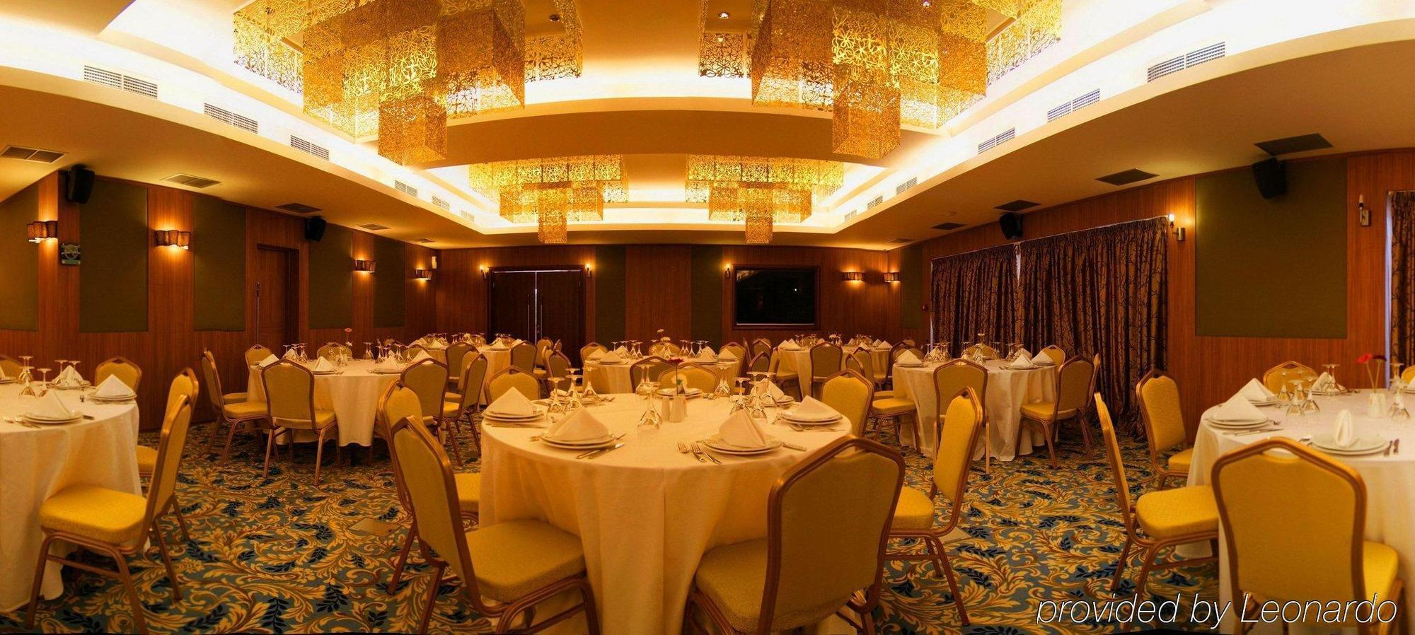 Arty Grand Hotel 올림피아 레스토랑 사진
