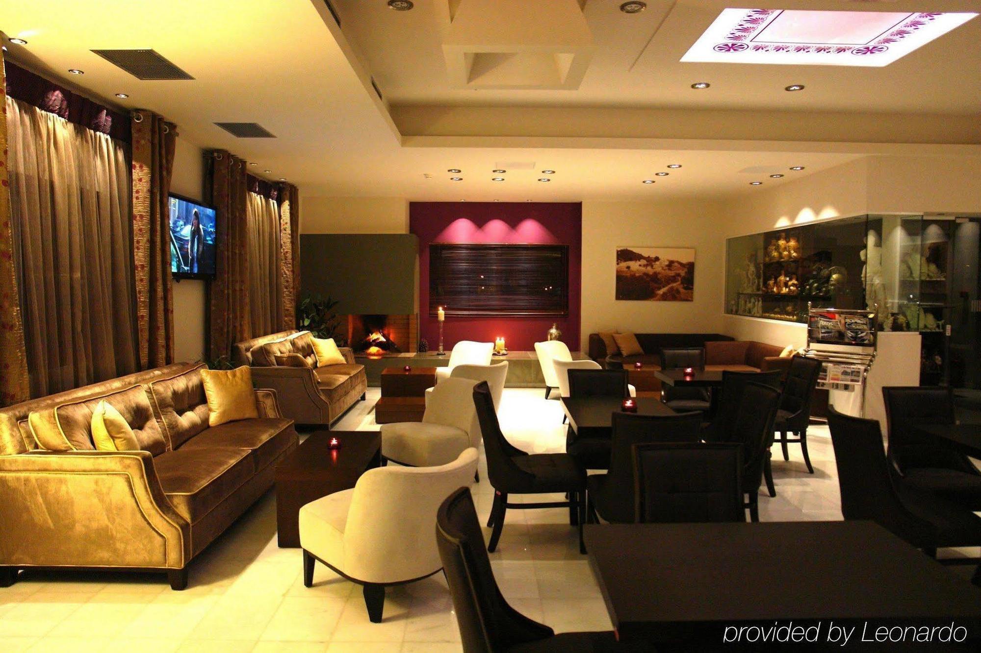 Arty Grand Hotel 올림피아 내부 사진